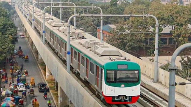 রাতের মেট্রোরেল চলাচলের সময় বাড়ছে