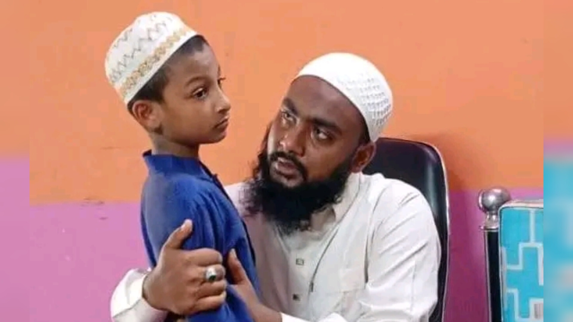 নরসিংদীতে মাদরাসা শিক্ষকের প্রহারে ৭ বছরের শিশু রক্তাক্ত, হাসপাতালে ভর্তি