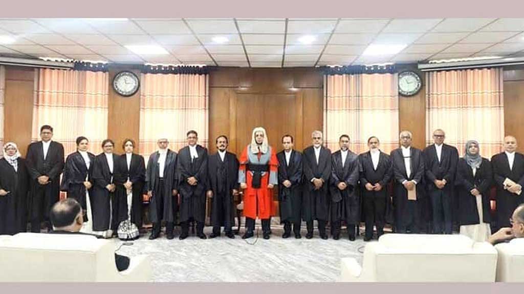 সুপ্রিম কোর্টে ২১ বিচারপতির শপথ গ্রহণ