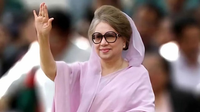 দেশে ফিরলেন খালেদা জিয়া, জনতার ভালোবাসায় সিক্ত হলেন দেশনেত্রী