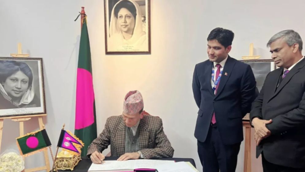 নেপালের পররাষ্ট্রমন্ত্রী বালা নন্দ শর্মা বেগম খালেদা জিয়ার মৃত্যুতে শোক প্রকাশ