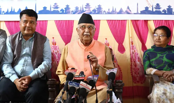 ক্ষমতাচ্যুতির পর প্রথমবার প্রকাশ্যে কেপি শর্মা অলি: ‘দেশ ছেড়ে পালাব না