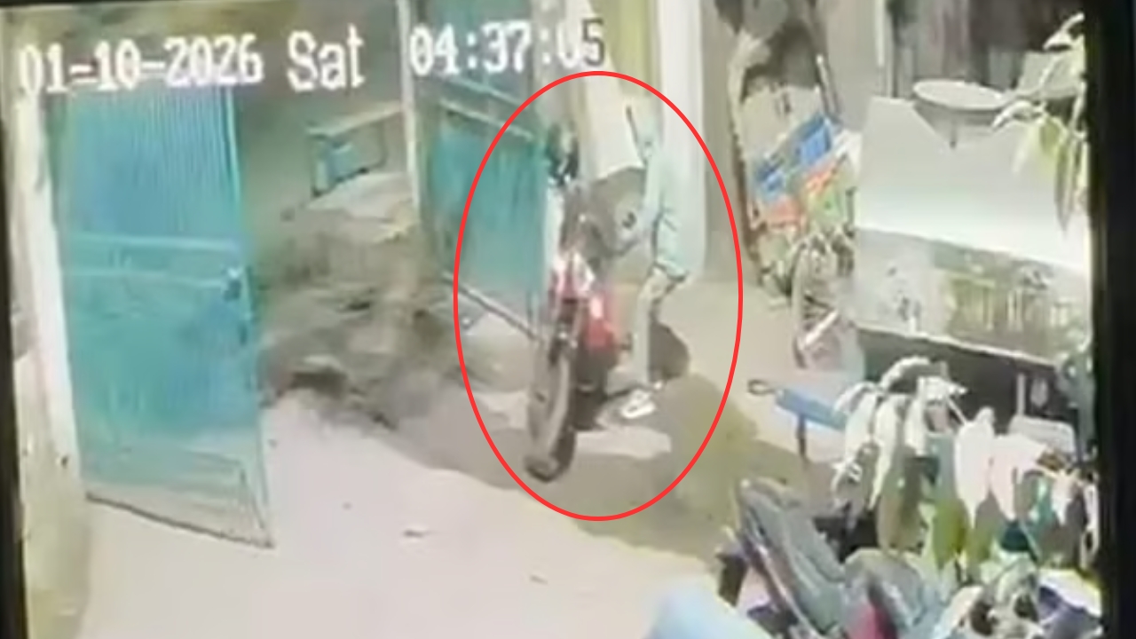 ভাটারা থানা থেকে পুলিশের মোটরসাইকেল চুরি