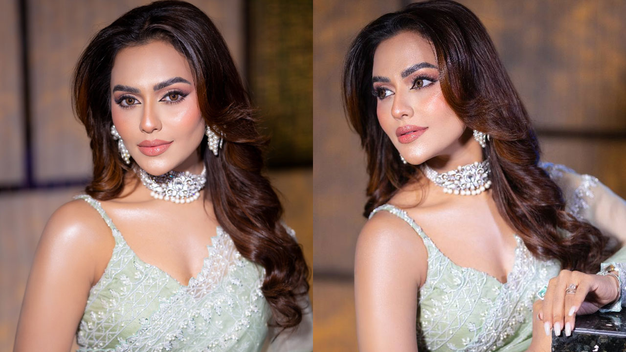 নতুন লুকে চমকে দিলেন নুসরাত ফারিয়া