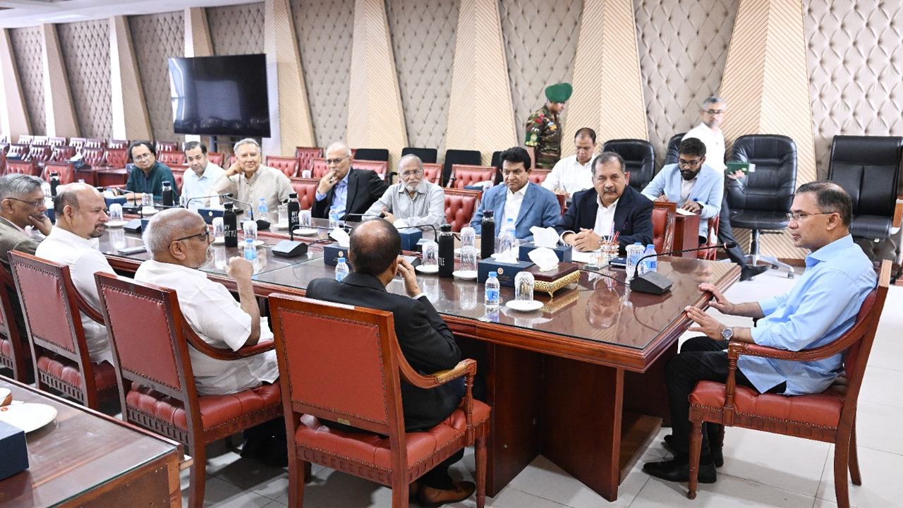 গণমাধ্যমের স্বাধীনতায় হস্তক্ষেপ করবে না সরকার: প্রধানমন্ত্রী