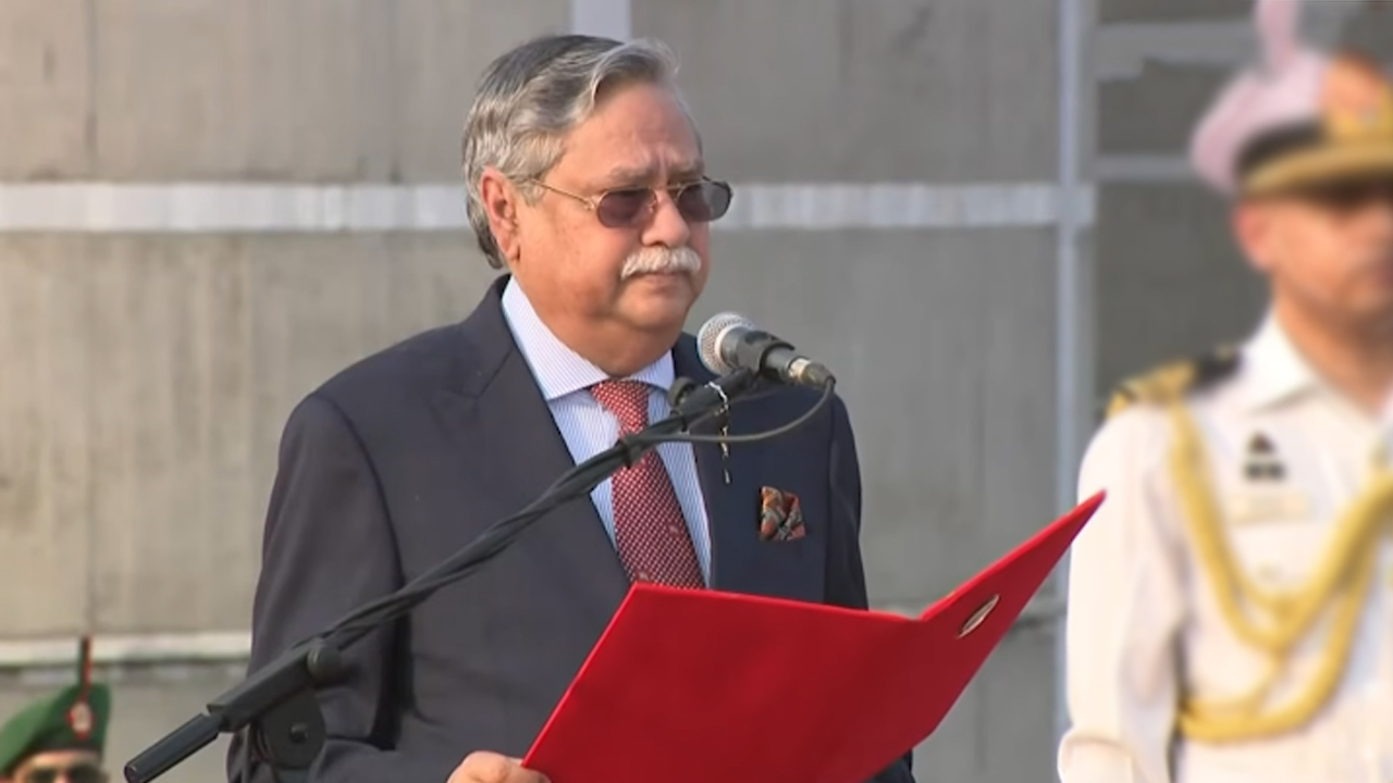 মন্ত্রিসভার শপথে হ্যাটট্রিক করলেন রাষ্ট্রপতি মো. সাহাবুদ্দিন