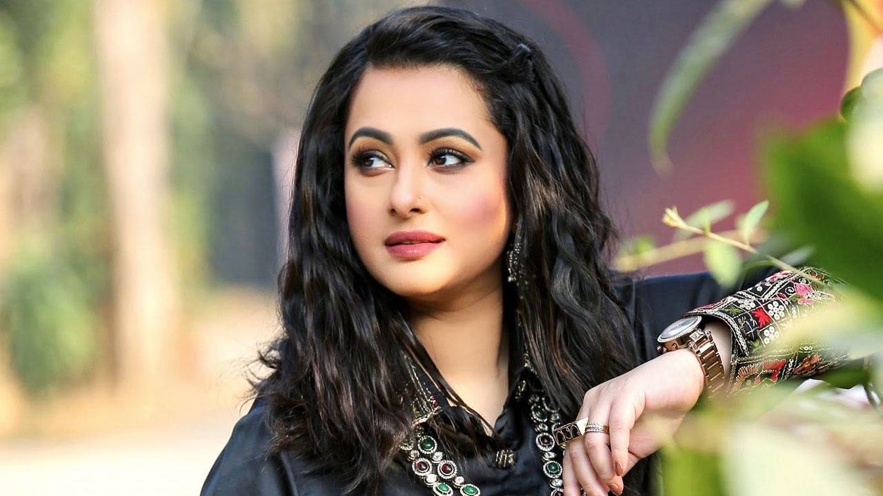 সংগৃহীত