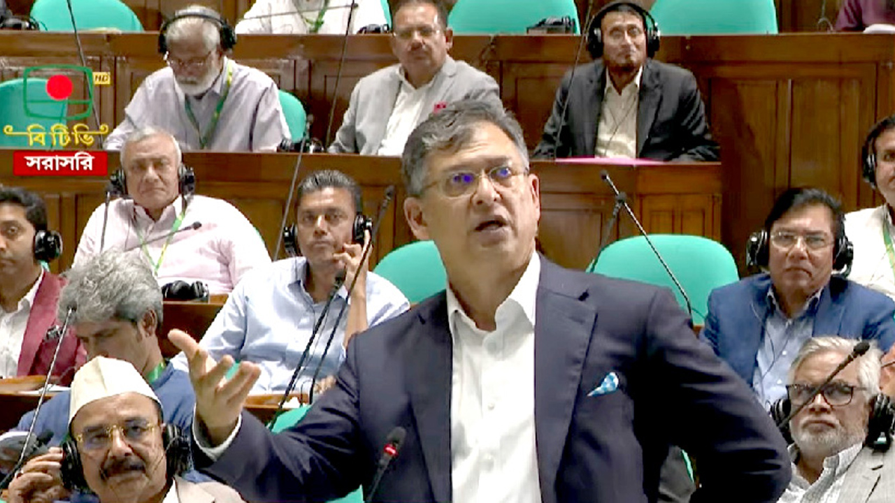 সংবিধান সংস্কার নয়, সংশোধন হবে: সংসদে স্বরাষ্ট্রমন্ত্রী