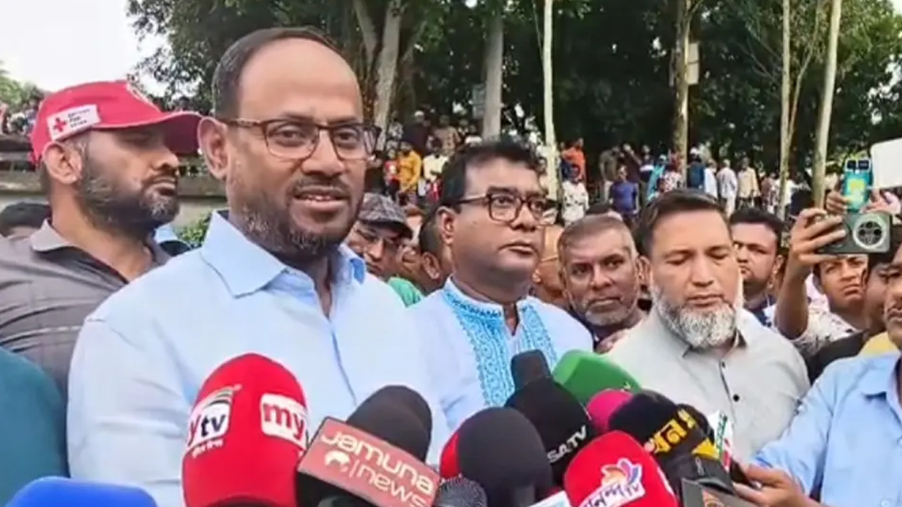 বিগত ফ্যাসিস্ট সরকার আর এই সরকার এক নয়: সালাউদ্দিন টুকু