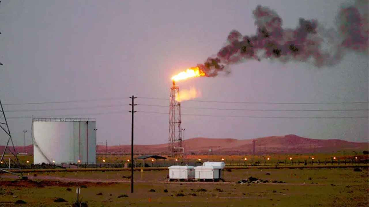 সৌদির আরবের তেলের খনিতে ইরানের ড্রোন হামলা