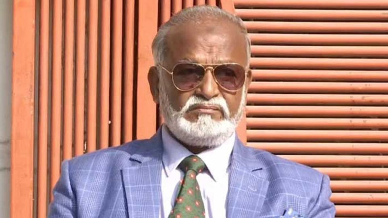 বাংলাদেশে ১০টা বাটপার এক জায়গায় হলে ব্যাংক গড়ে ওঠে: তৈমূর খন্দকার