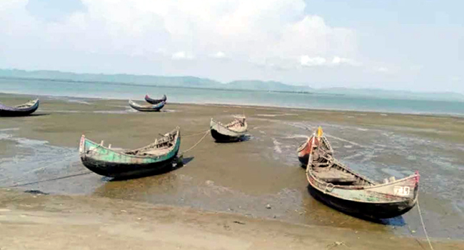 বাংলাদেশি ২৪ জেলেকে ফেরত দিয়েছে আরাকান আর্মি