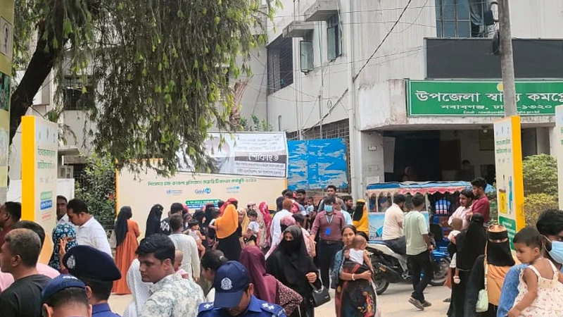 ৩০ উচ্চঝুঁকিপূর্ণ এলাকায় একযোগে হাম-রুবেলা টিকাদান শুরু