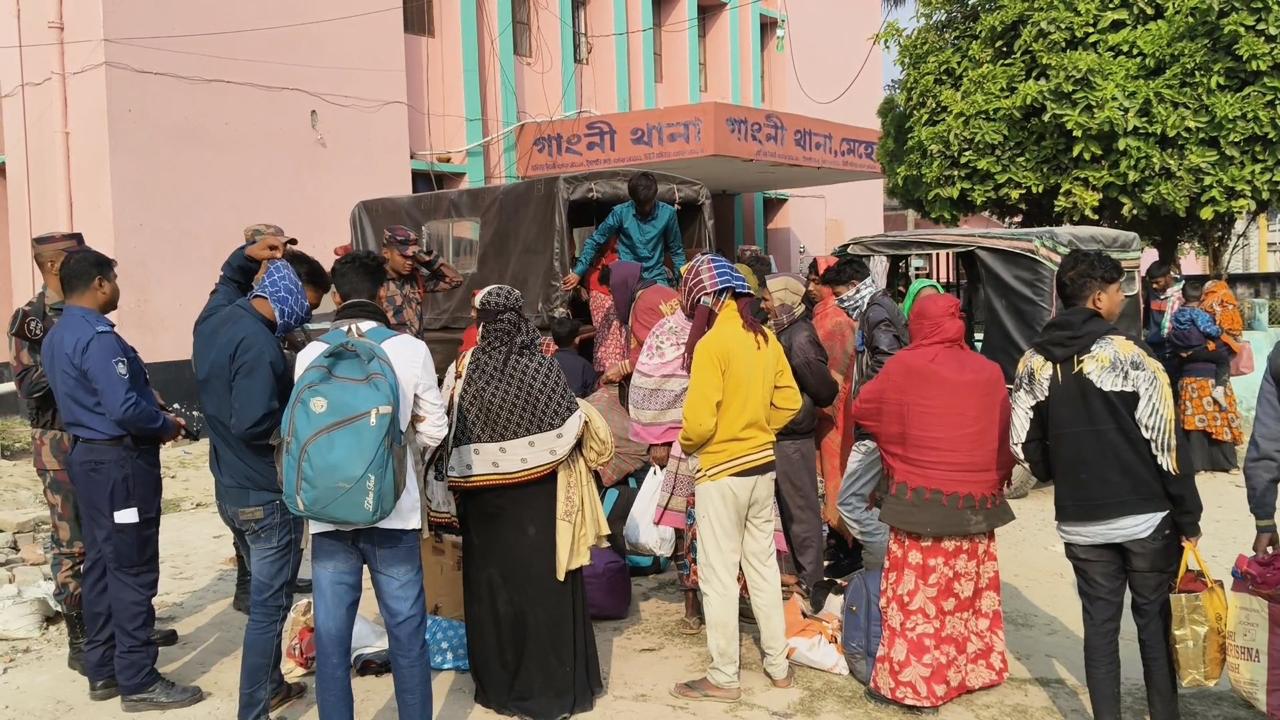 গাংনী উপজেলার তেঁতুলবাড়িয়া সীমান্তে নারী, পুরুষ ও শিশুসহ মোট ৩০ বাংলাদেশিকে পুশ-ইন করেছে ভারতীয়