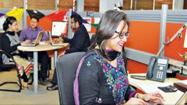 টানা ১০ দিনের ছুটি শেষে আজ খুলছে অফিস-আদালত