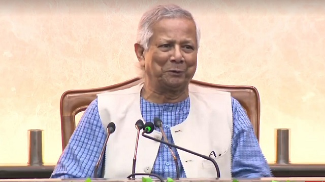 উৎসবমুখর নির্বাচনের জন্য সেনাবাহিনীর সহায়তা চাইলেন ড. ইউনূস