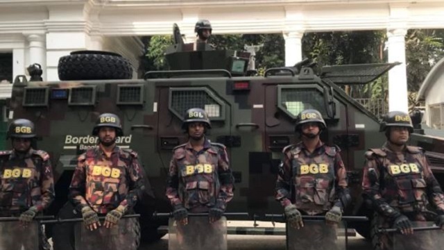 ঢাকাসহ ৪ জেলায় বিজিবি মোতায়েন: রায় ঘোষণাকে ঘিরে সতর্কতা