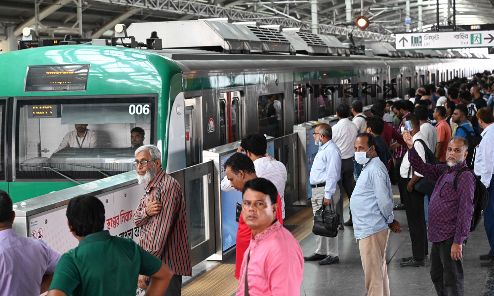 ডিএমটিসিএল কর্মকর্তা-কর্মচারীদের সর্বাত্মক কর্মবিরতি আজ থেকে, যাত্রী সেবা বন্ধ