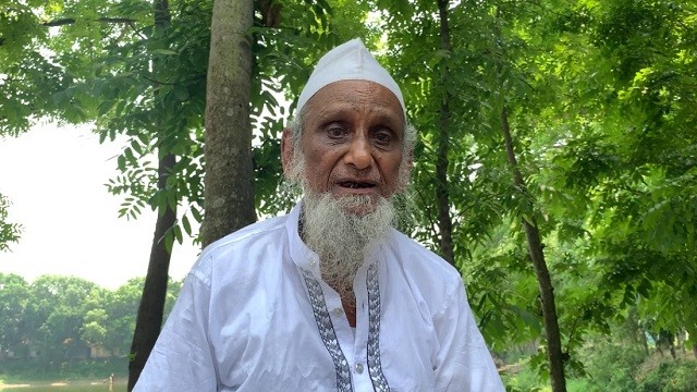 জীবিত থেকেও মৃত প্রতিবন্ধী রোস্তম আলী