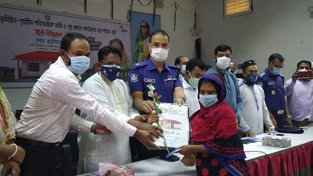 মুজিববর্ষ উপলক্ষে হাকিমপুরে ২য় পর্যায়ে ১১০ টি ঘর পেয়েছে ভূমি ও গৃহহীন পরিবার