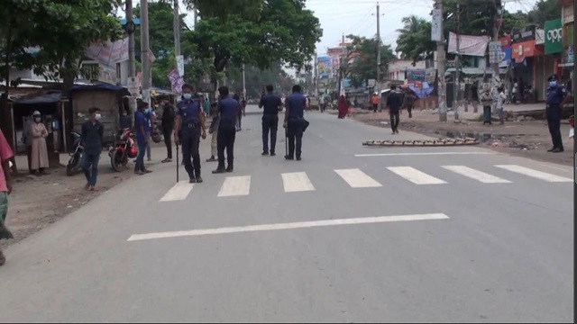 সাতক্ষীরায় দ্বিতীয় সপ্তাহের লকডাউনের ১ম দিনে করোনায় এক জনের মৃত্যু, শনাক্তের হার কিছুটা কম, হাসপাতাল গুলোতে করোনা রুগীর সংখ্যা বৃদ্ধি