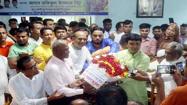 কোটালীপাড়ায় স্বেচ্ছাসেবক লীগের মতবিনিময় সভা ও সদস্য সংগ্রহ কর্মসূচির উদ্বোধন