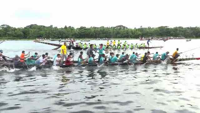 গোপালগঞ্জে ঐতিহ্যবাহী নৌকাবাইচ অনুষ্ঠিত