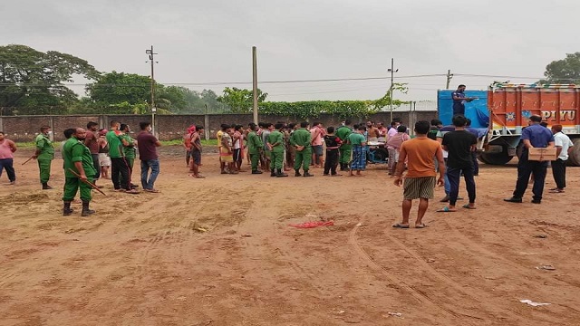 হিলি স্থলবন্দরে ভারতীয় এক ট্রাক চালকের মৃত্যু