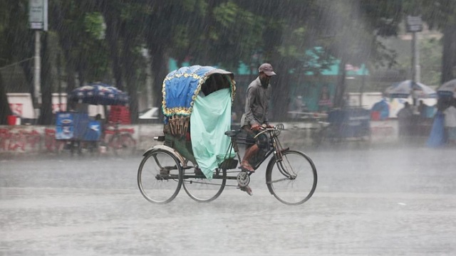 সাগরে ফের সৃষ্টি হচ্ছে লঘুচাপ, বাড়বে বৃষ্টি