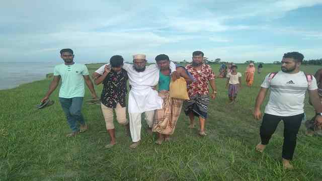 লক্ষ্মীপুরে সতন্ত্র চেয়ারম্যান প্রার্থীর উপর হামলার অভিযোগ, আটক ২