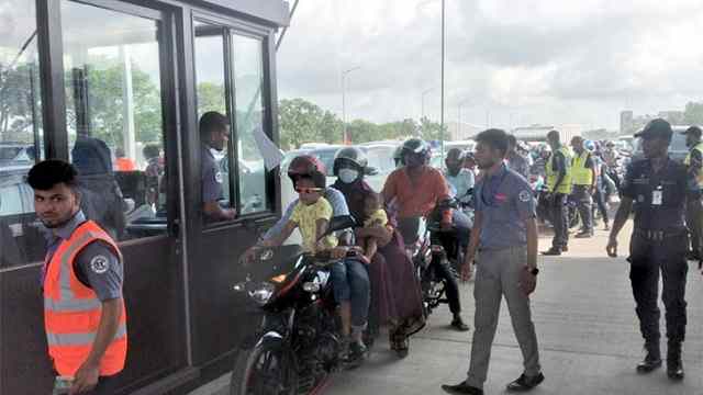 পদ্মা সেতুতে মোটরসাইকেল চলাচল নিষিদ্ধ