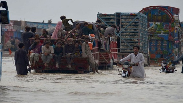 পাকিস্তানে বন্যায় জরুরি অবস্থা জারি