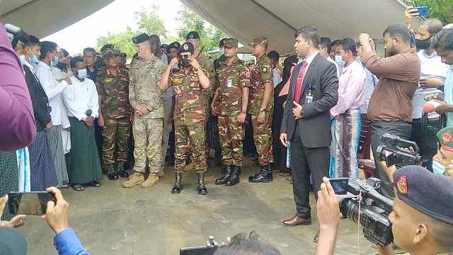 রোহিঙ্গা ক্যাম্পে ২৪ দেশের সেনা কর্মকর্তা