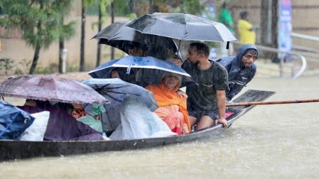 বন্যার্তদের জন্য যুক্তরাজ্যের ৫ কোটি টাকা সহায়তা