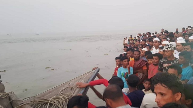 পুলিশের ধাওয়া ধাওয়া খেয়ে নদীতে পড়ে যুবক নিখোঁজ