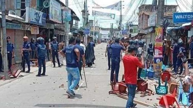 মানিকগঞ্জে পুলিশ-বিএনপি সংঘর্ষ, ২৫০০ জনের বিরুদ্ধে মামলা