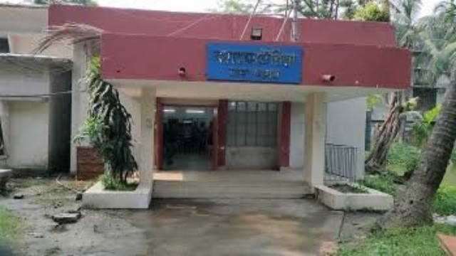 ২ বছর পর ঢাকা কলেজের ক্যাফেটেরিয়া চালু