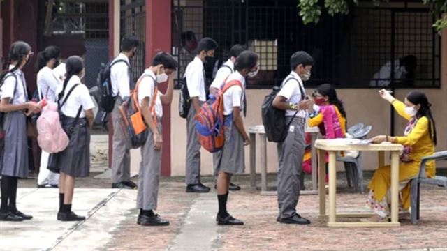 খুলে দেয়া হচ্ছে দিল্লির স্কুল ও কলেজ