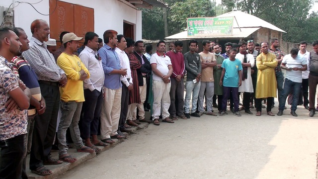 খালেদা জিয়ার বিদেশে চিকিৎসার দাবিতে হিলিতে বিএনপি’র বিক্ষোভ