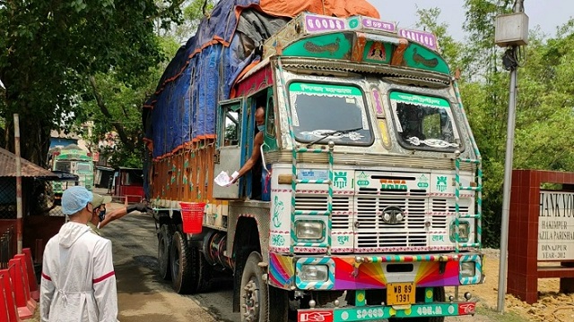 আবারো হিলি স্থলবন্দরে আমদানি-রপ্তানি শুরু