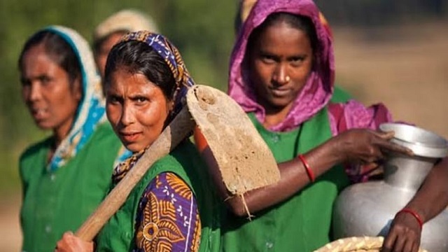 দেশে দারিদ্র্য কমেছে, খরচ বেড়েছে দ্বিগুণ