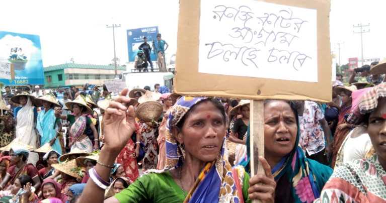 চা শ্রমিকদের সমস্যা সমাধানে মালিকদের সঙ্গে বৈঠকে বসেছেন প্রধানমন্ত্রী