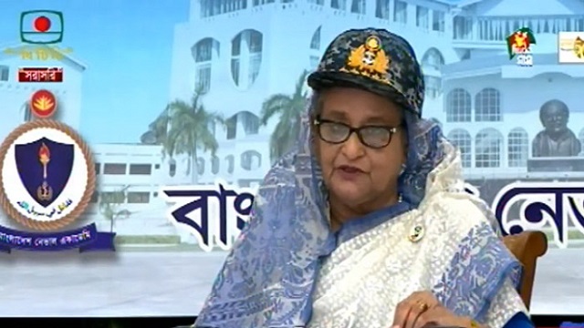 সেনা ও বিমানবাহিনীর সঙ্গে নৌবাহিনীকে কাজ করার আহ্বান প্রধানমন্ত্রীর