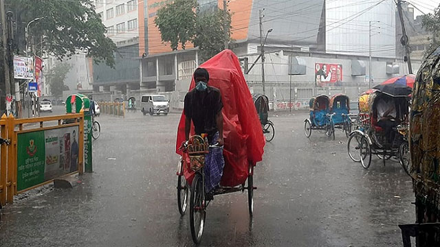 সারাদেশে থেমে থেমে বৃষ্টির আভাস