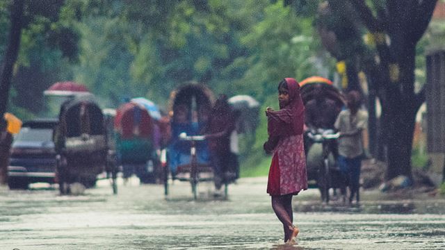 দেশে পাঁচ বিভাগে বৃষ্টির আভাস, বাড়তে পারে শীত