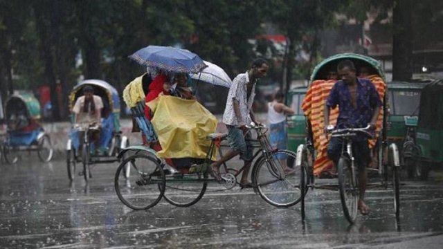 সারাদেশে বৃষ্টির পূর্বাভাস, ৩ দিনের ব্যবধানে আরেকটি নিম্নচাপ