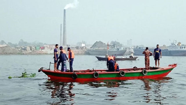 নারায়ণগঞ্জে ট্রলারডুবির ঘটনার পাঁচদিন পর মা-মেয়েসহ ৪ জনের মরদেহ উদ্ধার