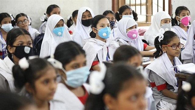 আপাতত বন্ধ হচ্ছে না শিক্ষাপ্রতিষ্ঠান
