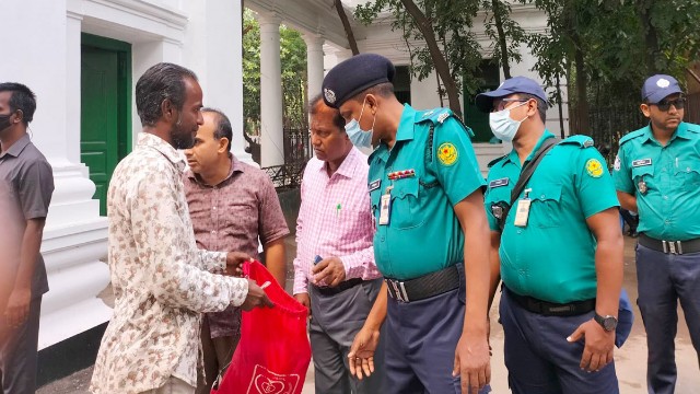 সুপ্রিম কোর্টে নিরাপত্তা জোরদার, প্রবেশে কড়াকড়ি