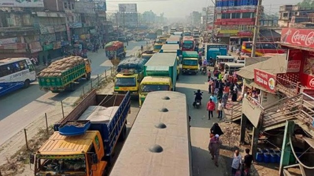 ঢাকা-টাঙ্গাইল-বঙ্গবন্ধু সেতু মহাসড়কে তীব্র যানজট